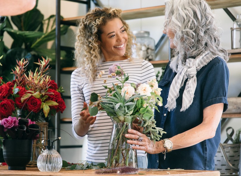 40+ Funny and Thoughtful Mothers Day Activities To Do with Mom 2025 46 Make-flower-arrangements-mothers-day-activities