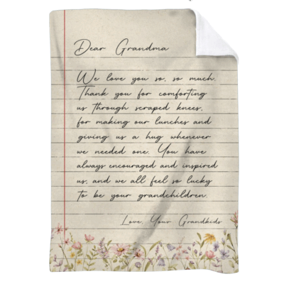 Personalized Letter To Grandma Blanket with heartfelt message from grandkids, cozy fleece throw, sentimental Christmas or birthday gift for grandmother.