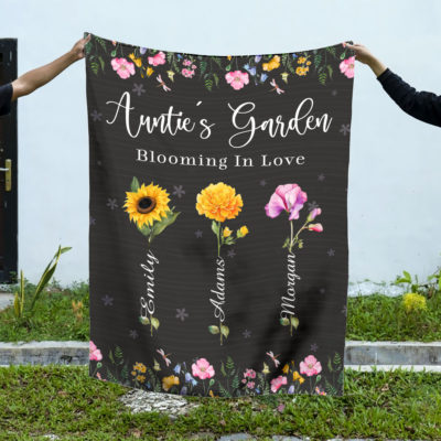 Personalized Aunt Birth Flower Blanket with custom names and floral design