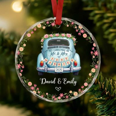 First Christmas Married Glass Ornament - Newlywed Couple Gift with custom couple names and year, romantic Mr and Mrs keepsake for newlyweds, 1st Christmas wedding gift.