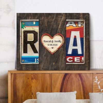Personalized license plate heart sign with custom names and date – rustic Valentine’s Day, wedding, or anniversary gift for couples.