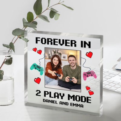 Personalized gaming couple acrylic plaque with custom names and player 1 player 2 gaming themed design