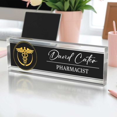 Personalized Pharmacist Desk Name Plate – Custom Acrylic Pharmacy Office Desk Sign, Gift for Pharmacists, Pharmacy Graduation Gifts