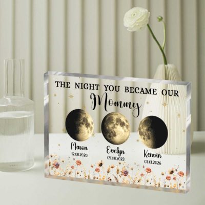 Personalized birth moon phase plaque with custom date, names, and celestial design. Mother’s Day gift for mom and birthday gift from kids.