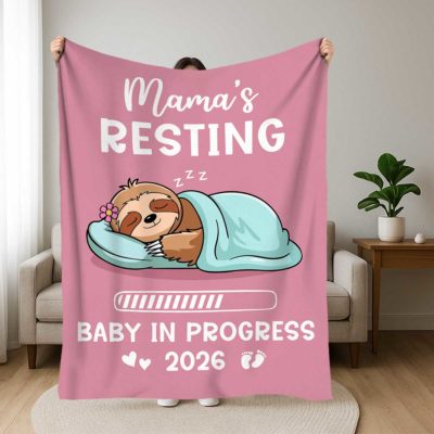 Funny Mama Resting Blanket for Pregnant - Personalized Expecting Mom Gift with sleeping sloth illustration and “Mama’s Resting – Baby in Progress” quote that is a cozy throw gift for expecting mom