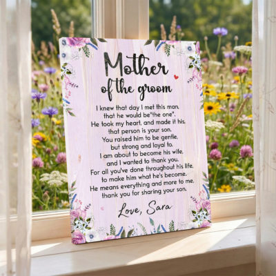 Custom Wedding Canvas for Mother of the Groom with personalized poem and photo, sentimental gift from future daughter-in-law to groom’s mother.